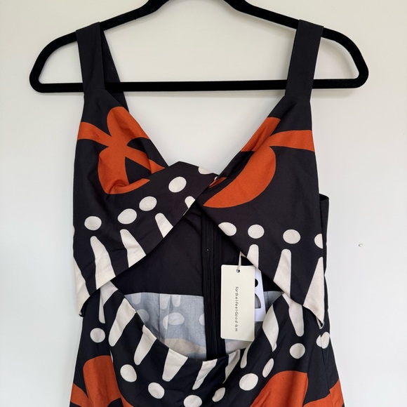 Commense Cutout Zipper Sleeveless Floral Dress - Picture 7 of 10